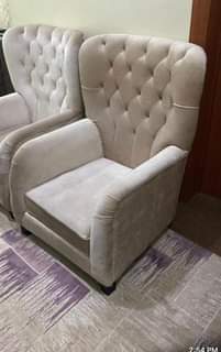 A picture of sofa chair