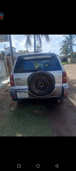A picture of RAV4 2005 MODEL