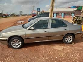 A picture of Peugeot 406