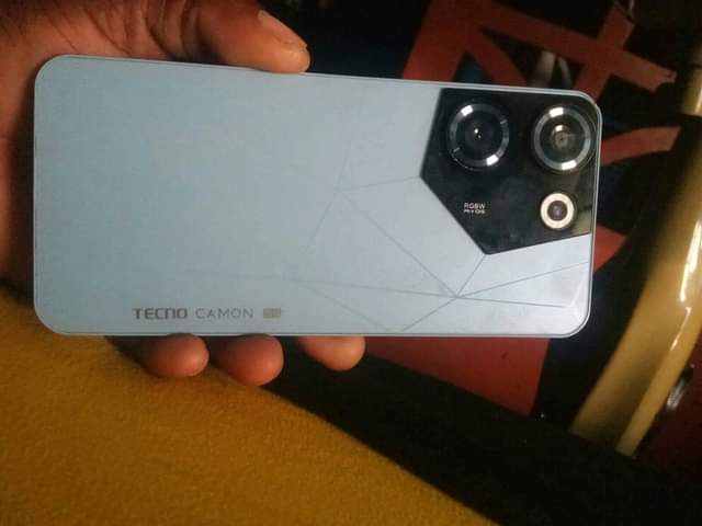 tecno camon