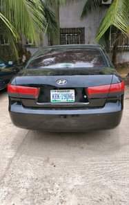 A picture of Hyundai sonata08 Automatic transmission Engine 100 Gear perfect Ac needs