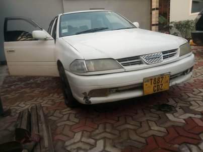 A picture of Toyota carina