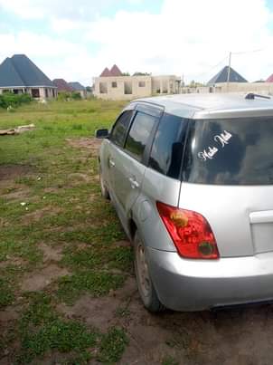 A picture of TOYOTA IST