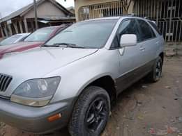 A picture of 2002 Rx 300 Pure First Body First User Silent Untampered