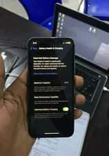 A picture of Iphone x