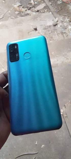 A picture of tecno camon 15