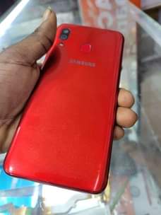 A picture of Samsung A30