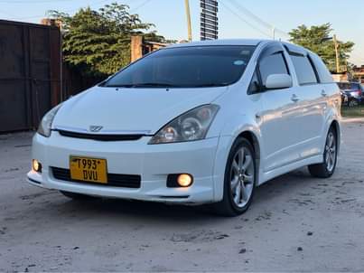 A picture of Toyota wish