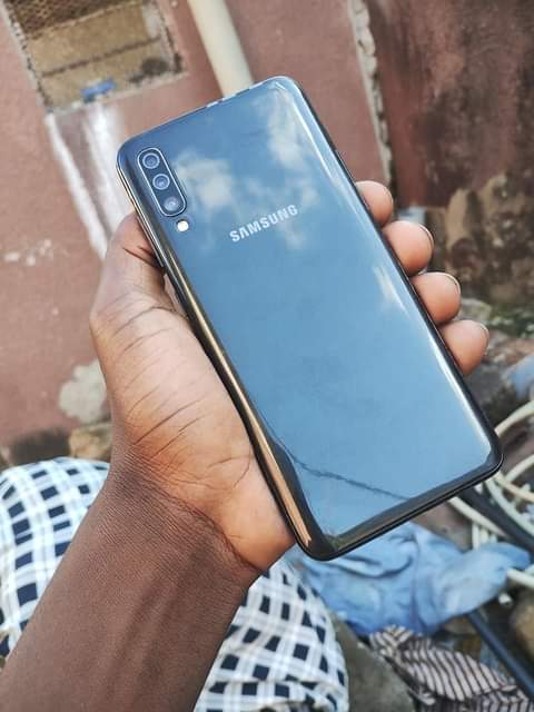A picture of Samsung galaxy a70