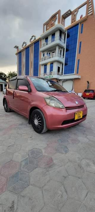A picture of TOYOTA PASSO 0714058883