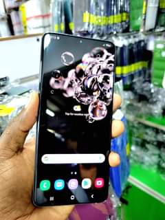 A picture of Samsung s20 ultra