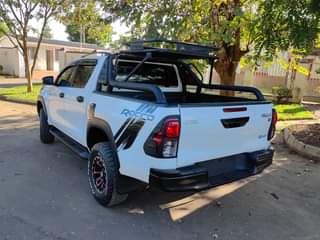 used toyota hilux
