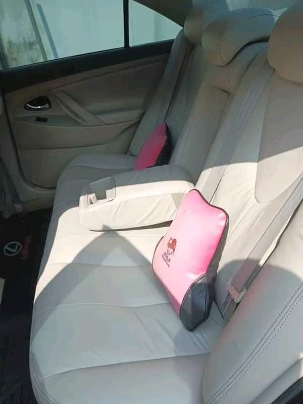 A picture of Serious buyers please 2008MODEL Toyota Camry Engine very silent Gear