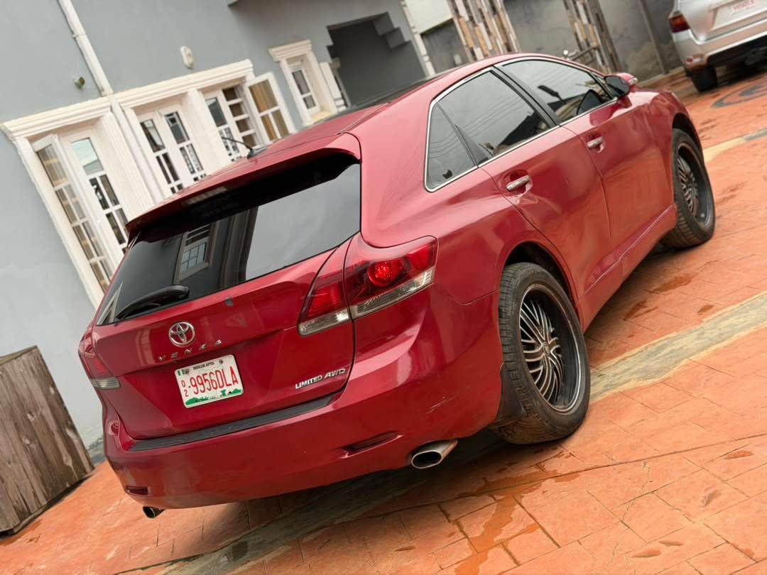 A picture of Toyota Venza