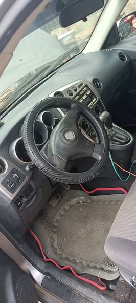 A picture of Pontiac Vibe pure first body pan nothing to fix everything