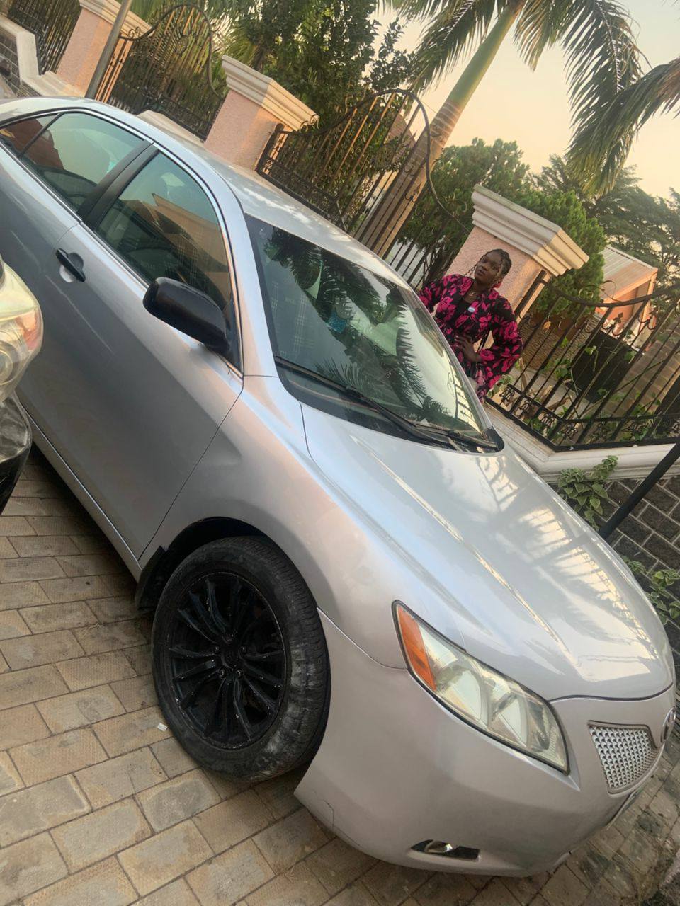 A picture of TOYOTA CAMRY