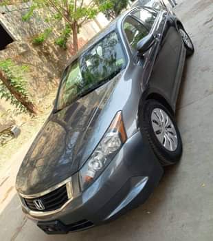 A picture of 2010 HONDA ACCORD