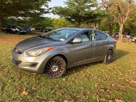 A picture of Hydundai Elantra 2011
