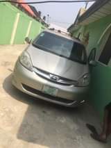 A picture of 2007 Toyota sienna