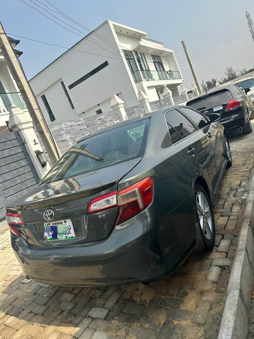 A picture of Toyota Camry 2013