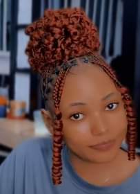 A picture of KUSUKA NA MAKEUP
