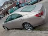 A picture of Belgium standard Lexus Es350