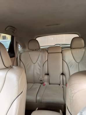 A picture of Toyota Venza 09061358848 Fresh toks Thumb start Every thing fresh