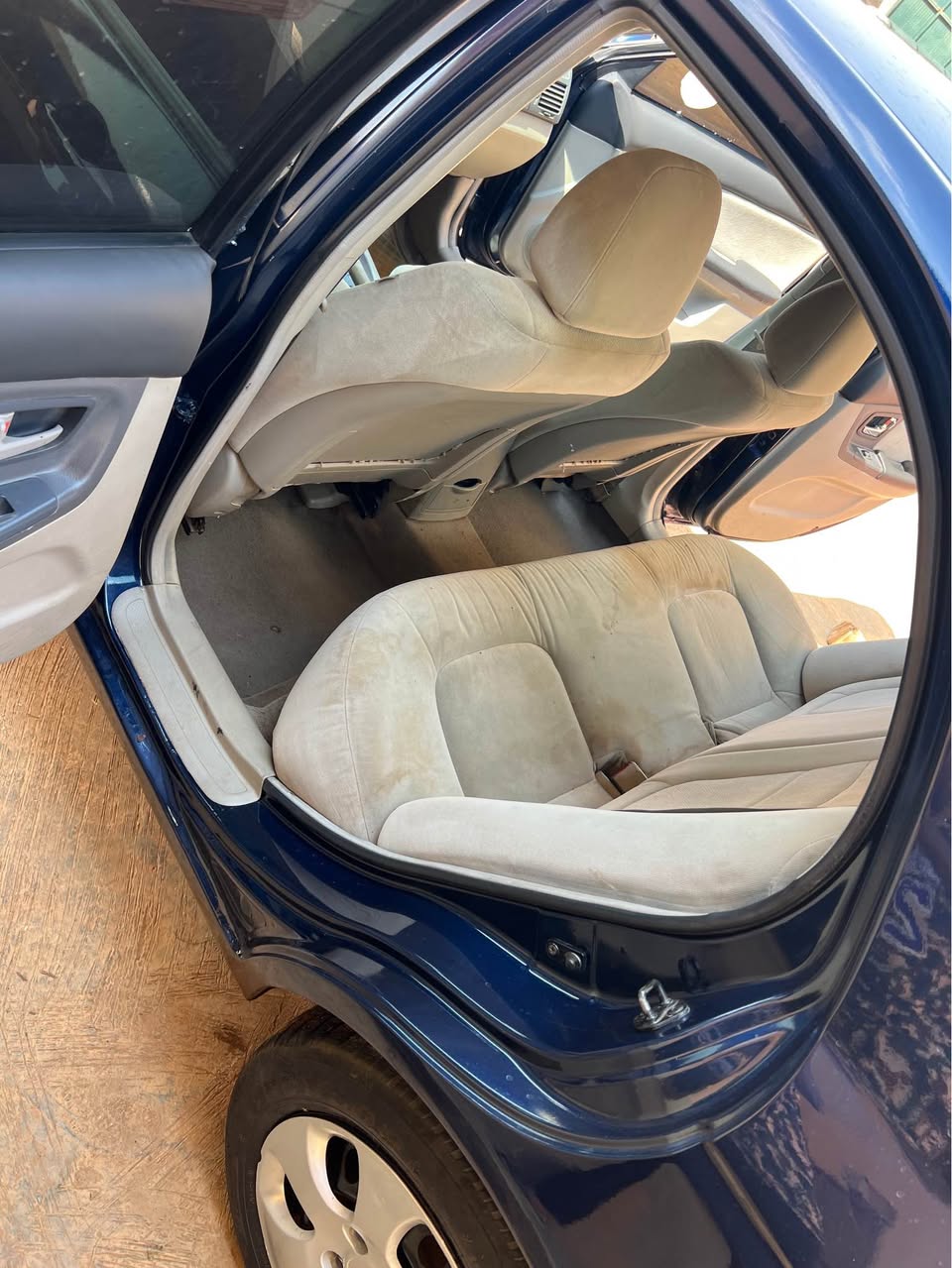 A picture of Automatic KIA 2008 model Nigeria used standard