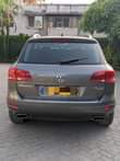 A picture of VOLKSWAGEN TOUAREG