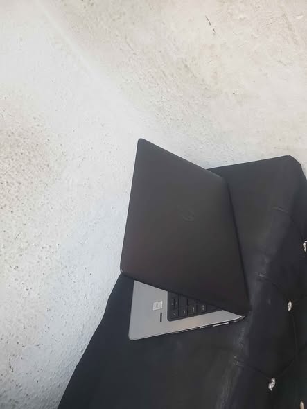 A picture of Hp Elitbook 840 G1 Core i5 8gb Ram 128ssd Touch
