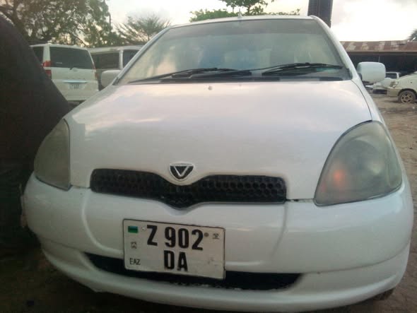 A picture of Toyota vitz 0787313058