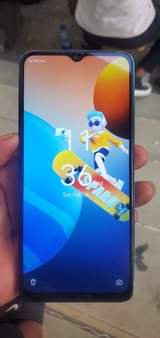 A picture of Tecno spark 10c gb 128 ram 8