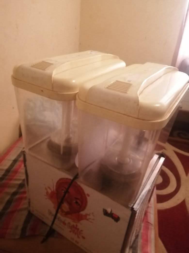 A picture of Juice Blender