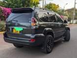 A picture of Prado 2TR 2007Model