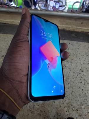 A picture of Tecno Spark 8c