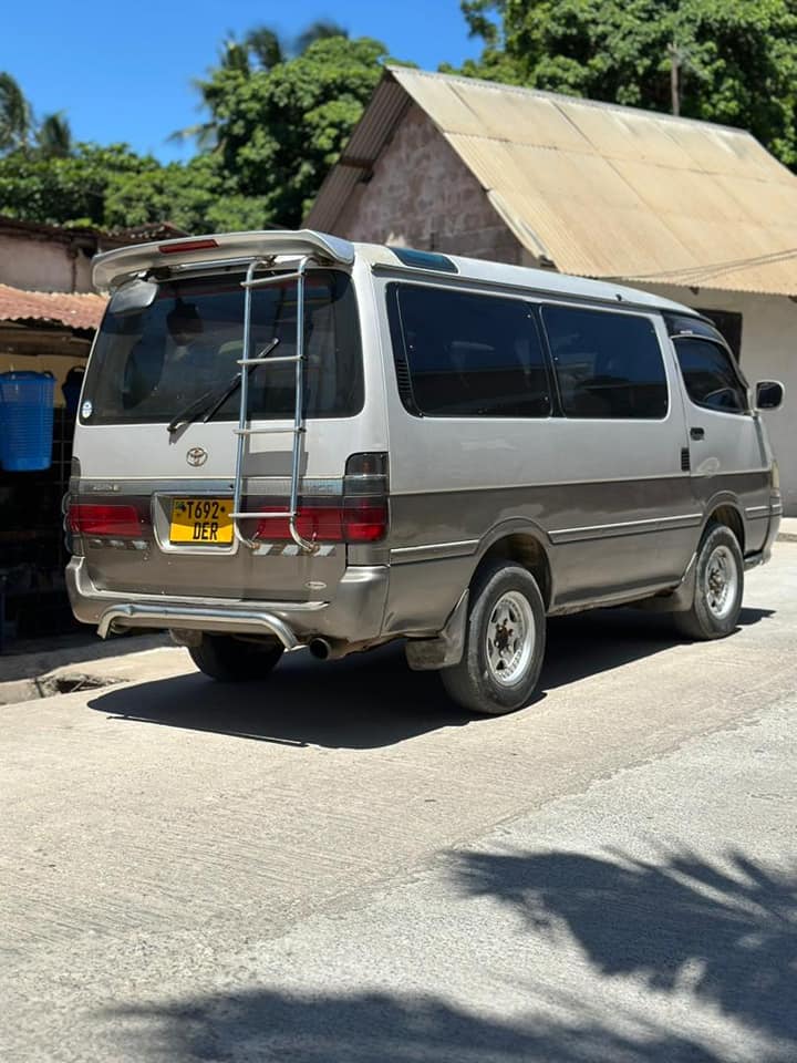 A picture of TOYOTA SUPER CUSTOM