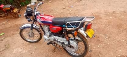 A picture of Quick sale 1 5M Senke 125cc UEJ Call WhatsApp On