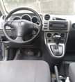A picture of Blue Toyota Matrix 2005