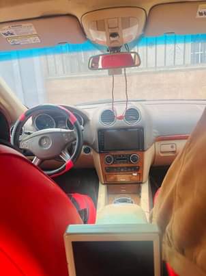 A picture of 2008 GL450 MERCEDES BENZ