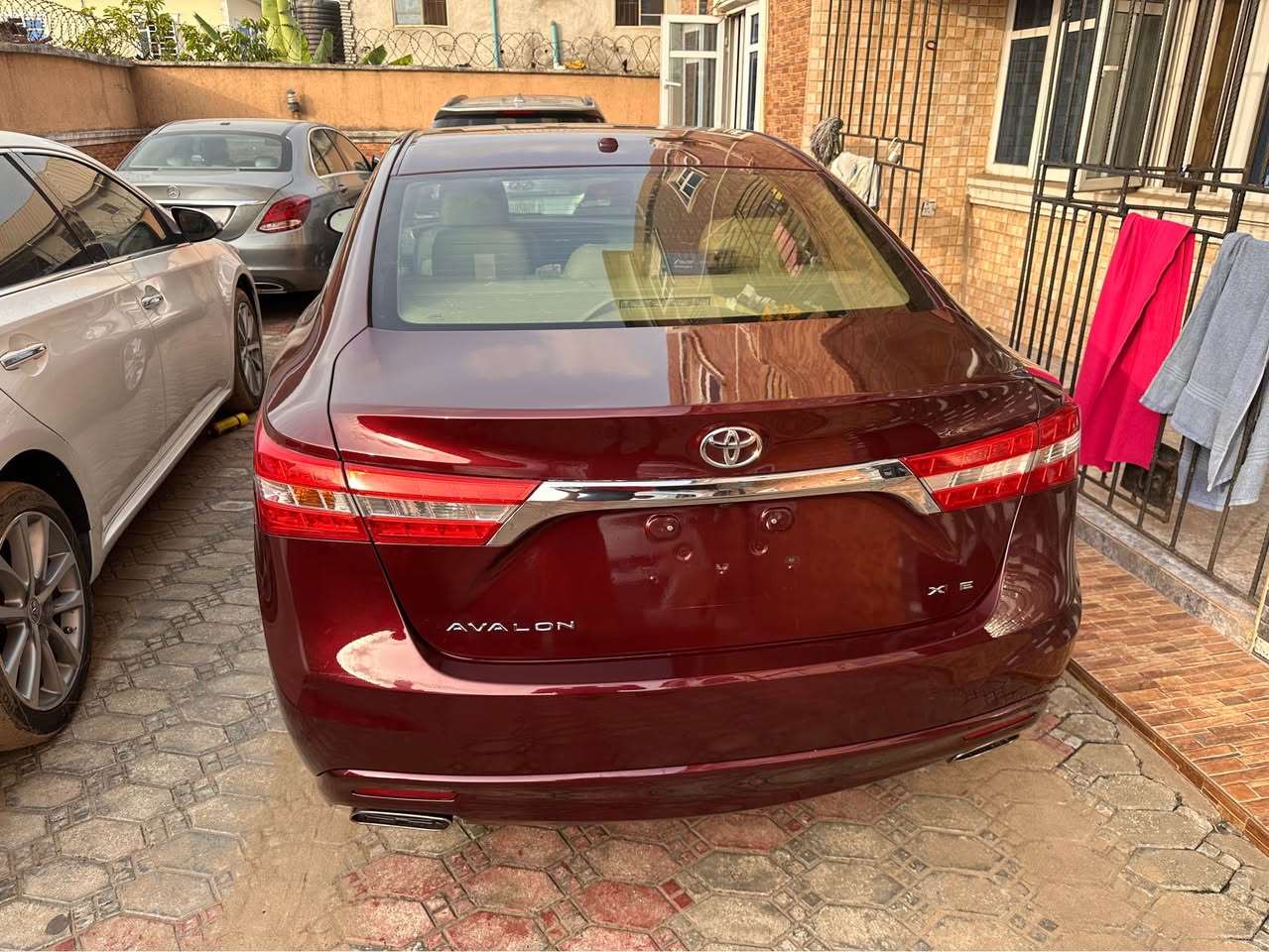 A picture of 2026 entry Toks 2015 Toyota Avalon XLE