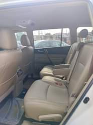 A picture of Toyota Highlander 2012 Direct Tokunbo First body pan 100 Engine