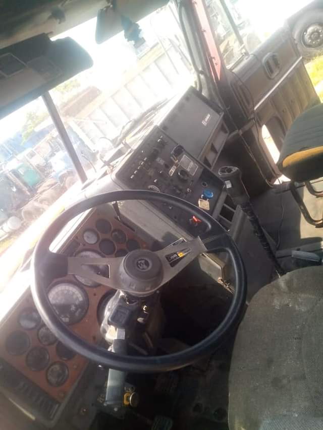 A picture of Mack Truck available for sale.. Direct Tokunbo ..still in excellent