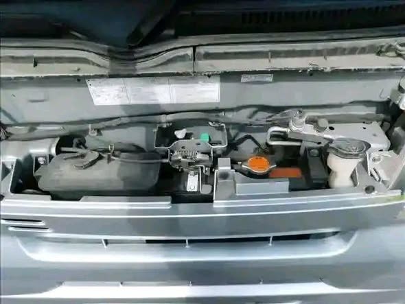 A picture of 2005 CLEAN HIJET MINI BUS FOR SALE S