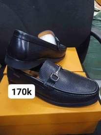 A picture of Shoes
