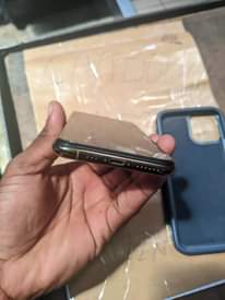 A picture of Iphon 11 pro cm kinanda