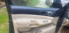 A picture of 2006 TOYOTA TACOMA TRUCK