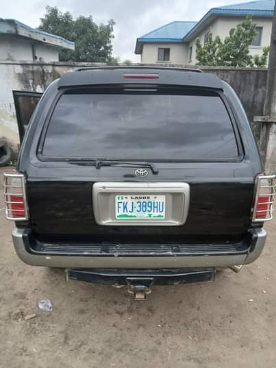 A picture of Toyota 4 Runner
