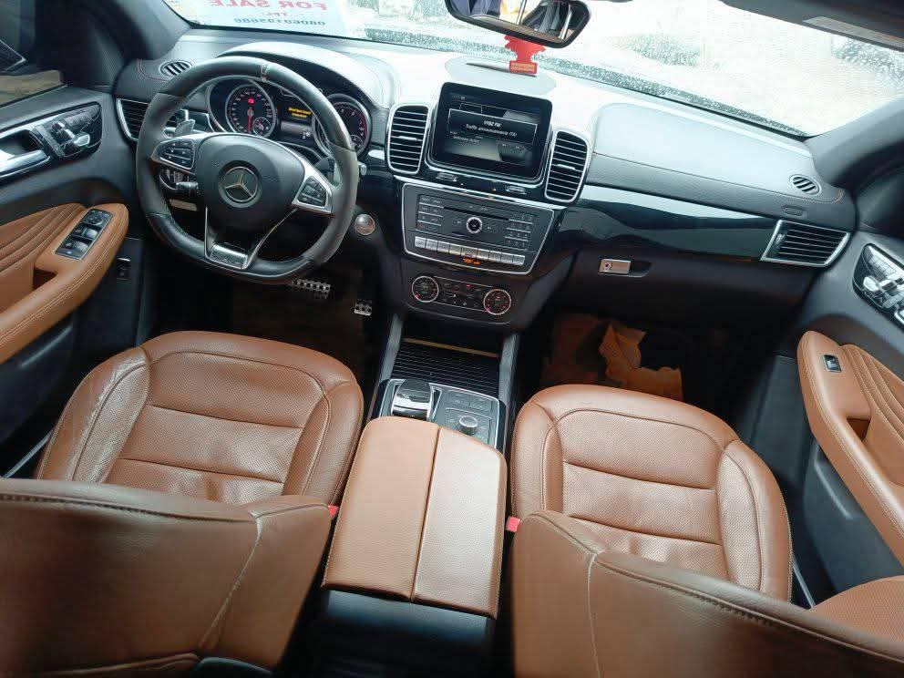 A picture of 2017 Mercedes Benz GLE43 gle43