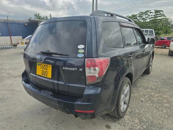 A picture of SUBARU FORESTER 0693030167