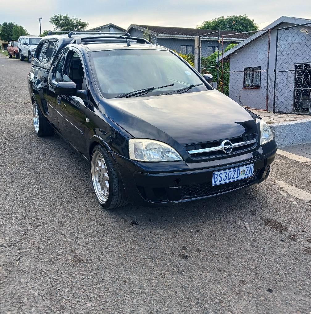 corsa utility